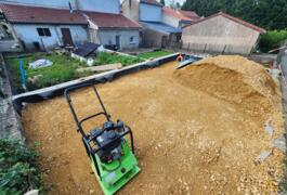 Location outil Plaque vibrante près de Thil