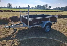 Location outil Remorque Moins de 750kg près de Fresquiennes