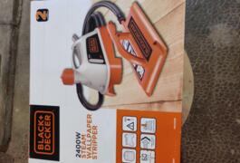 Location outil Décolleuse à papier peint Électrique Black et decker près de Mesnard-la-Barotière