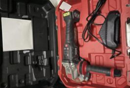 Location outil Meuleuse Sans-fil Parkside près de Givors