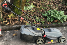 Location outil Tondeuse Électrique près de Domène