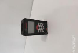 Location outil Télémètre laser Bosch près de Trans-en-Provence