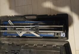 Location outil Coupe carreaux Manuel près de Boueilh-Boueilho-Lasque