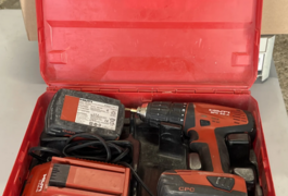 Location outil Visseuse Sans-fil Aeg près de Mireval