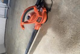 Location outil Aspirateur souffleur Électrique Black et decker près de Saint-Léon-sur-l'Isle