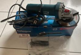 Location outil Meuleuse Sans-fil Bosch pro près de Fretigney-et-Velloreille