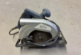 Location outil Scie circulaire Électrique près de Morschwiller-le-Bas