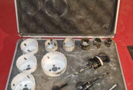 Location outil Scie cloche Makita près de Fretigney-et-Velloreille