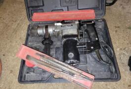 Location outil Burineur perforateur Électrique près de Bonnétable