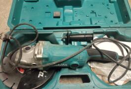 Location outil Meuleuse Électrique Makita près de Happencourt