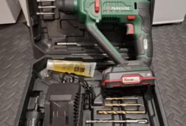 Location outil Perceuse Sans-fil Parkside près de Juziers