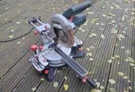 Location outil Scie à onglet Metabo près de Le Gué-de-Velluire