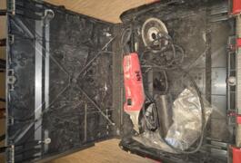 Location outil Meuleuse Électrique Milwaukee près de Évry-Courcouronnes