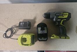 Location outil Perceuse Sans-fil Ryobi près de Paudy