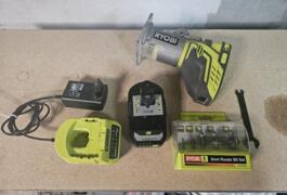 Location outil Affleureuse Ryobi près de Paudy