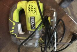 Location outil Scie sauteuse Filaire Ryobi près de Nieul-sur-Mer