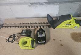 Location outil Taille haie sur perche Électrique Ryobi près de Paudy