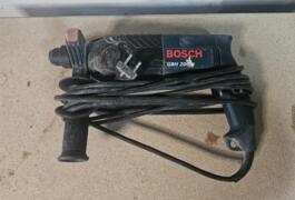 Location outil Perceuse Électrique Bosch près de Paudy