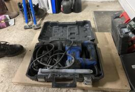 Location outil Burineur perforateur Électrique Scheppach près de Laboissière-en-Thelle