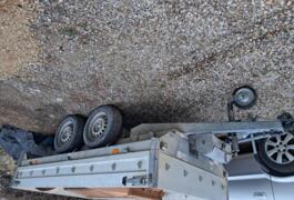 Location outil Remorque Moins de 750kg près de Le Barroux