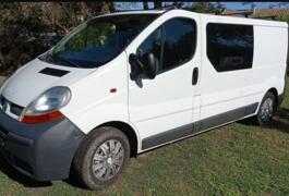 Location outil Utilitaire Plus de 5m3 Renault près de Saint-Julien-de-Peyrolas