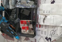 Location outil Mini tronçonneuse à batterie près de Mios