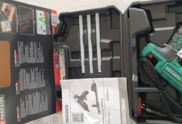 Location outil Pistollet à colle batterie et secteur Parkside près de Mios