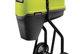 Location outil Broyeur de végetaux Électrique Ryobi près de Chavagne