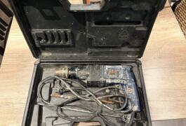 Location outil Perceuse Électrique Aeg près de Toulon