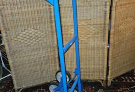 Location outil Diable escalier Mac allister près de Torreilles