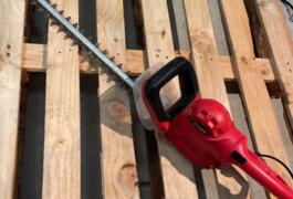 Location outil Taille haie Électrique près de Chartres