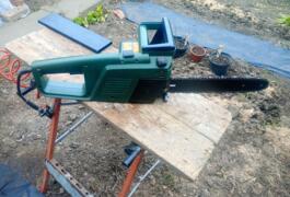 Location outil Tronçonneuse Électrique Black et decker près de Cholet