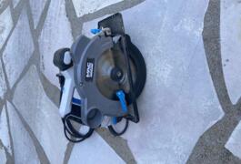 Location outil Scie circulaire Électrique Mac allister près de Joué-lès-Tours