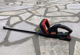 Location outil Taille haie Électrique près de Joué-lès-Tours