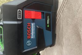 Location outil Niveau laser Bosch pro près de Irigny