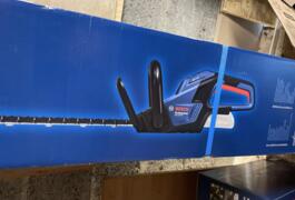 Location outil Taille haie Électrique Bosch près de La Rochelle