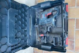 Location outil Burineur perforateur Électrique Bosch près de La Rochelle