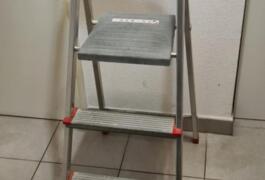 Location outil Marche pied près de Castelnau-le-Lez