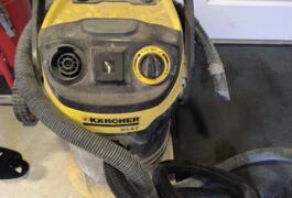 Location outil Aspirateur eau poussière Électrique Karcher près de Feugères