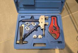 Location outil Pince à sertir près de Feugères