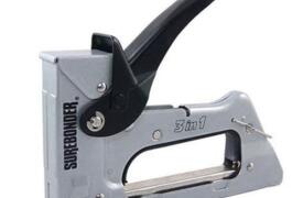 Location outil Agrafeuse Manuel près de Aujargues