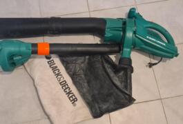 Location outil Aspirateur souffleur Électrique Black et decker près de Castelnau-le-Lez