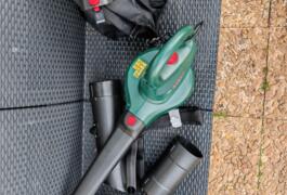 Location outil Aspirateur souffleur Électrique Bosch près de Valence