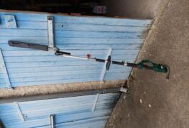 Location outil Taille haie sur perche Électrique Parkside près de Labastide-Saint-Pierre