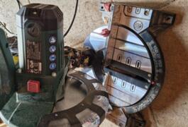 Location outil Scie à onglet Électrique Bosch près de Auch