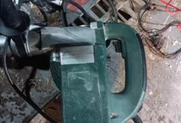 Location outil Burineur perforateur près de Dirac