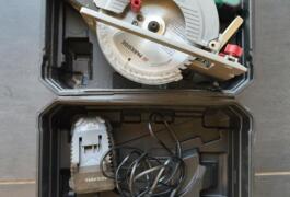 Location outil Scie circulaire Électrique Parkside près de Laval-sur-Vologne