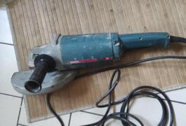 Location outil Meuleuse Électrique Bosch près de Hersin-Coupigny