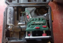 Location outil Défonceuse à bois Électrique près de Brax