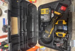 Location outil Outil multifonction Électrique Dewalt près de Athies